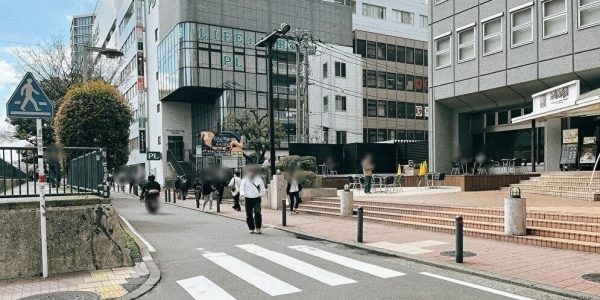 横浜ビブレ付近の川沿い